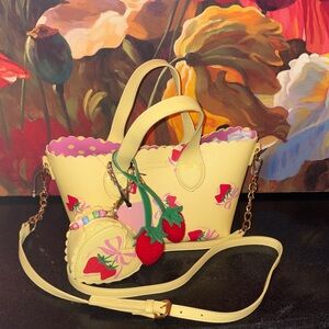 NWT 3 pc set Sweet Strawberry 🍓 mini tote Yellow Mini Bag with Strawberry Design